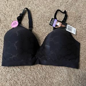40D Bali Black Flexible Fit Wirefree Bra NWT